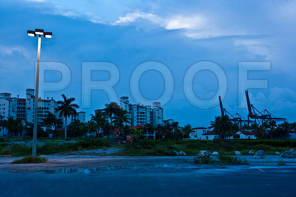 85768_ZV4N5635_film_Miami_FL_USA