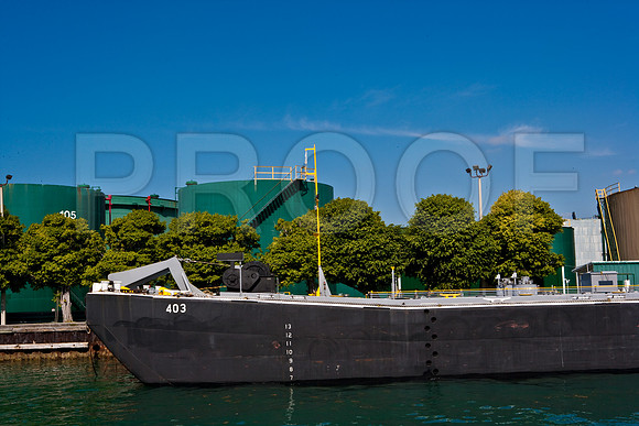 85473_ZV4N1845_Fisher_Island_4_2007