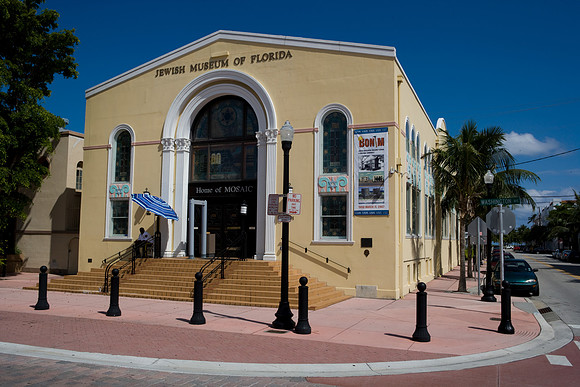 36146_DG_Color_USA_Miami_Beach_FL_Related_Group_South_of_FifthZV4N3903