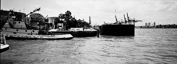 3328_FILM_BW_LR_MIAMIPORT_USA_FL_08_05.tif