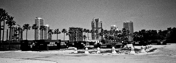3328_FILM_BW_LR_MIAMIPORT_USA_FL_08_04.tif