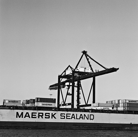 8288_FM_BW_MIAMI_PORT_FL_04_07.tif
