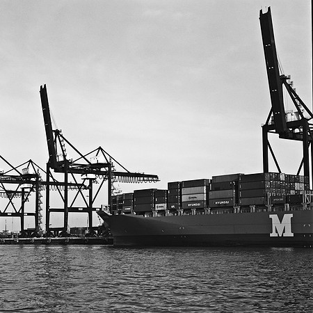 8287_FM_BW_PORT_MIAMI_FL_04_01.tif