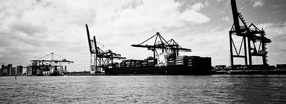 3328_FILM_BW_LR_MIAMIPORT_USA_FL_08_09.tif