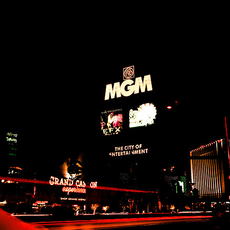2326_FM_COLOR_SQ_Las_Vegas_NV_02_5.jpg