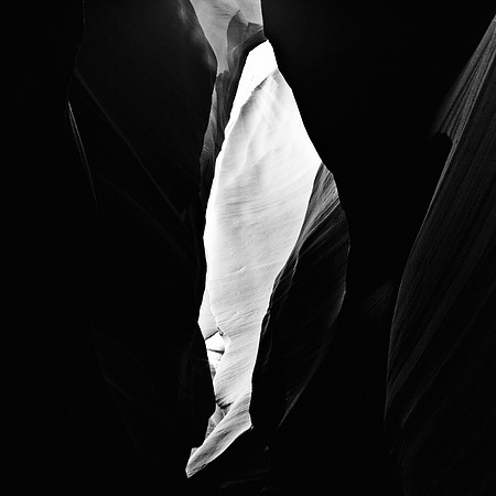 2289_FM_BW_NV_02_5.jpg