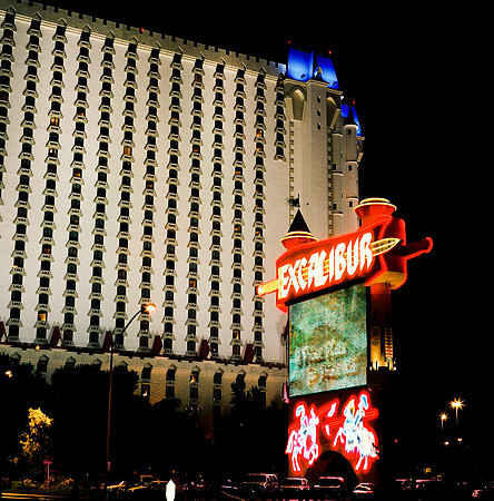 2328_FM_COLOR_SQ_Las_Vegas_NV_02.jpg