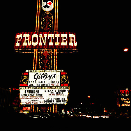2321_FM_COLOR_NV_02_3.jpg