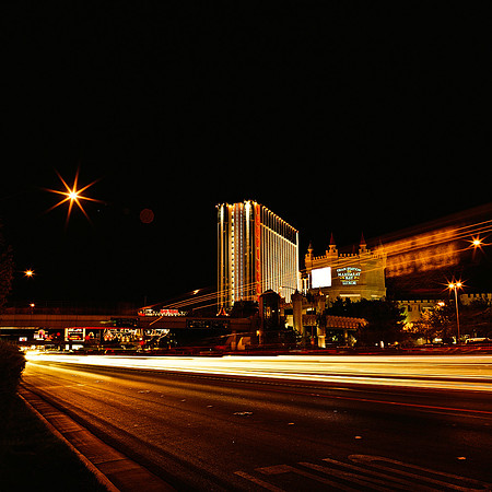 2327_FM_COLOR_SQ_Las_Vegas_NV_02_5.jpg