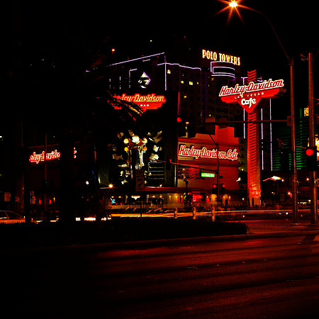 2325_FM_COLOR_NV_02_4.jpg