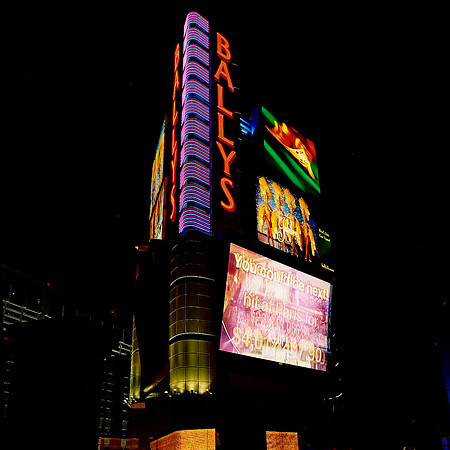 36066_COLOR_SQ_Las_Vegas_Nevada_NV_03_11.jpg