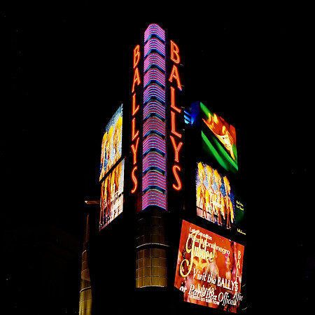 36066_COLOR_SQ_Las_Vegas_Nevada_NV_03_10.jpg