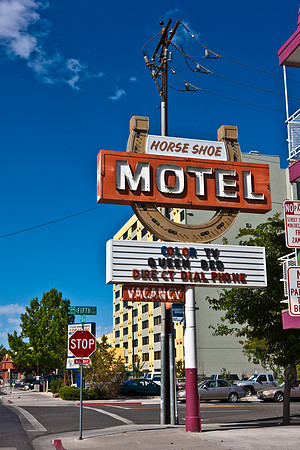 0022_DG_Reno_Nevada_Usa_20095L8Y9308
