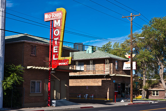0022_DG_Reno_Nevada_Usa_20095L8Y9532