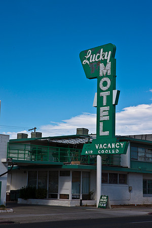 0022_DG_Reno_Nevada_Usa_20095L8Y9343