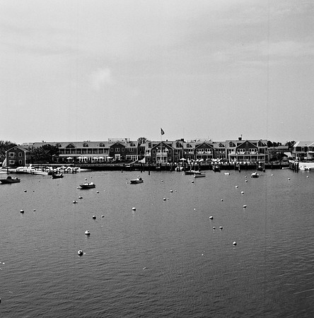 2231_FM_BW_SQ_NANTUCKET_MA_02_2.jpg