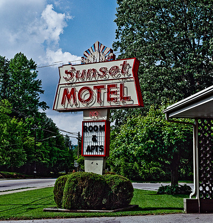 7786_FM_COLOR_BlueRige_NC_04.jpg