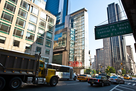 3885_DG_New_York_2010_ZV4N1783