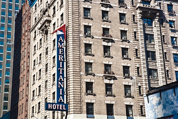 3885_DG_New_York_2010_ZV4N1924