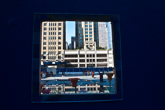 3885_DG_New_York_2010_ZV4N1909