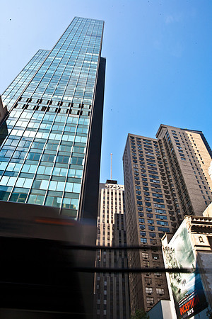 3885_DG_New_York_2010_ZV4N1738