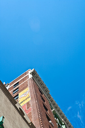 3885_DG_New_York_2010_ZV4N1950