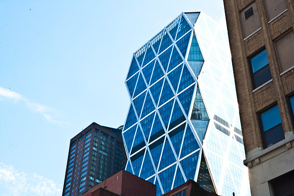 3885_DG_New_York_2010_ZV4N1914
