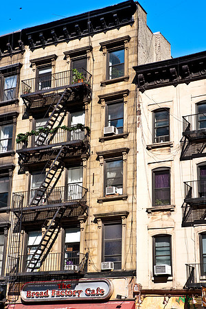 3885_DG_New_York_2010_ZV4N1895