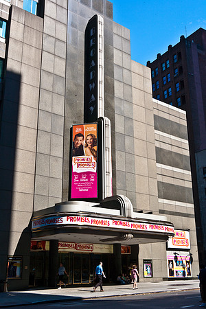 3885_DG_New_York_2010_ZV4N1997