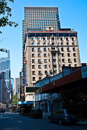 3885_DG_New_York_2010_ZV4N1919