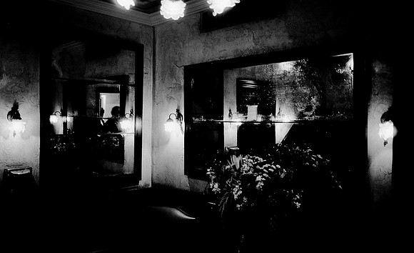 28308_fm_COLOR_POLYPTYCH_leica NYC 2002_19-24-6.jpg