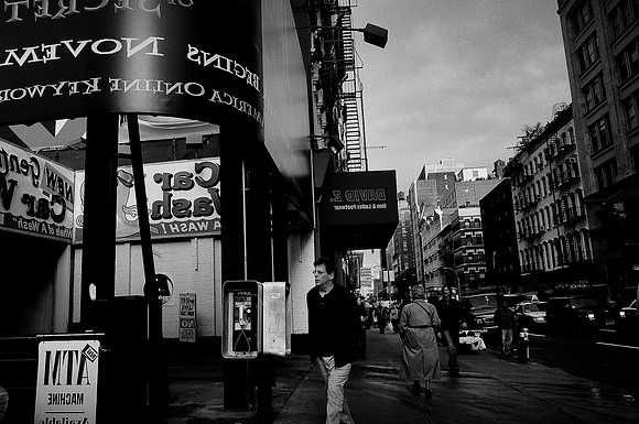 28308_fm_COLOR_POLYPTYCH_leica NYC 2002_31-36-3.jpg