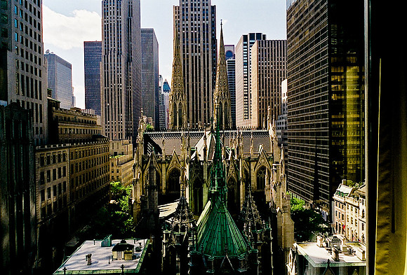 2206_FM_COLOR_NY_02_2_copy.jpg