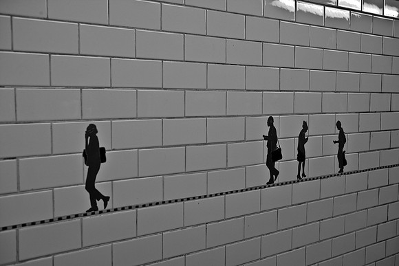 3885_DG_Subway_New_York_2010_ZV4N2759