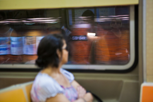 3885_DG_Subway_New_York_2010_ZV4N2633