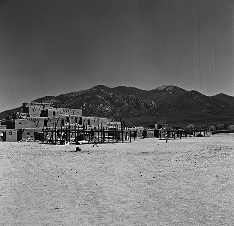 2275_FL_BW_NM_02_1.jpg