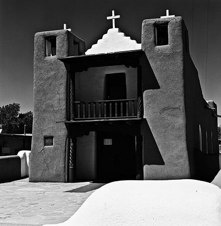 2276_FM_BW_NM_02_3.jpg
