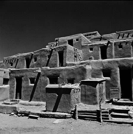 2275_FL_BW_NM_02_3.jpg