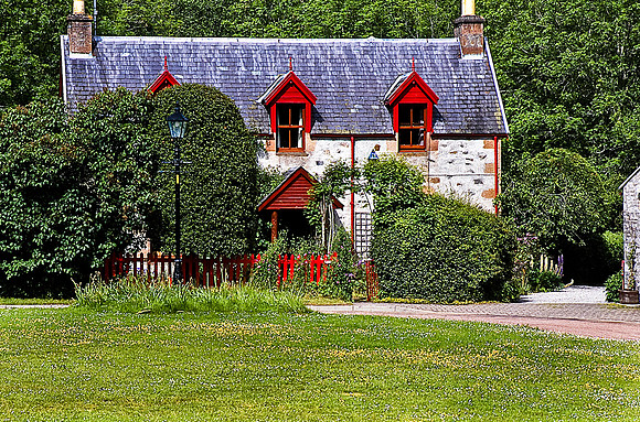 37579_SL_COLOR_BOX_II_MAILOCK_SCOTLAND_1997