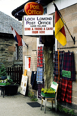 37560_SL_COLOR_BOX_II_LACKLOMAN_SCOTLAND_1997