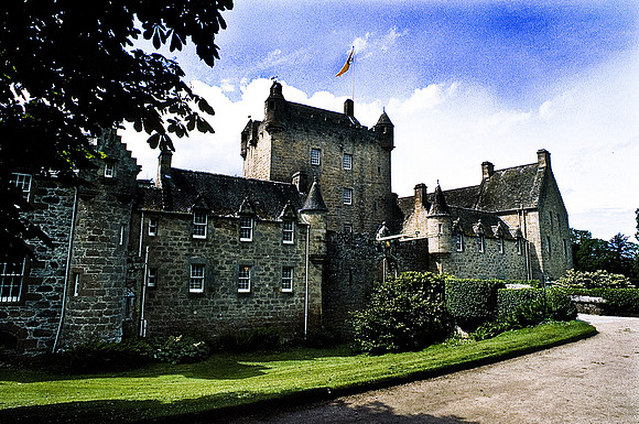 37581_SL_COLOR_BOX_II_MAILOCK_SCOTLAND_1997_7