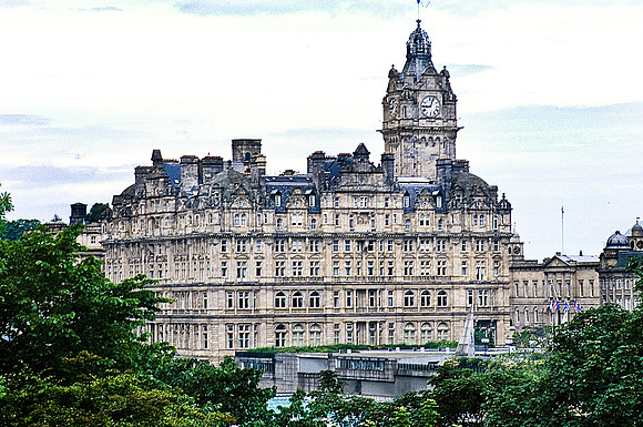 37578_SL_COLOR_BOX_II_MAILOCK_SCOTLAND_1997