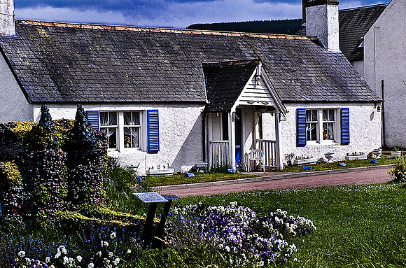37579_SL_COLOR_BOX_II_MAILOCK_SCOTLAND_1997_1