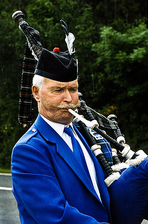 37576_SL_COLOR_BOX_II_MAILOCK_SCOTLAND_1997