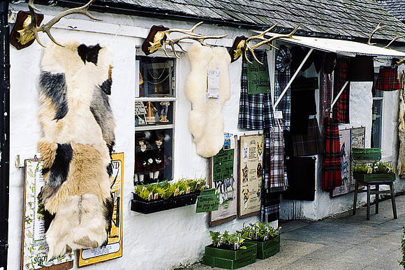 37556_SL_COLOR_BOX_II_LACKLOMAN_SCOTLAND_1997_1