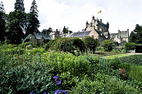 37581_SL_COLOR_BOX_II_MAILOCK_SCOTLAND_1997_4