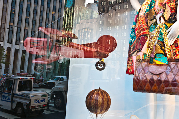 3882_DG_New_York_City_Bergdorf Goodman_ZV4N1088