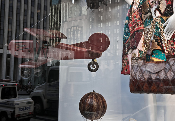 3882_DG_New_York_City_Bergdorf Goodman_ZV4N1089