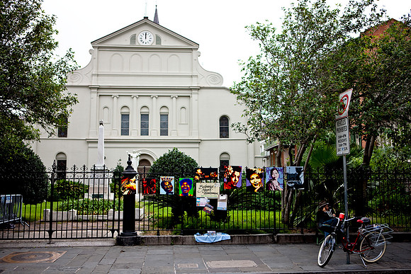 20081023_DVD73_DG_USA_New_Orleans_LA5L8Y0291_full_blead