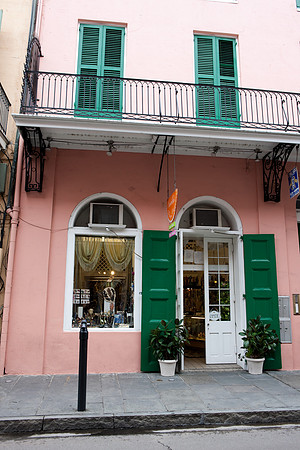 20081023_DVD73_DG_USA_New_Orleans_LA5L8Y0371_full_blead
